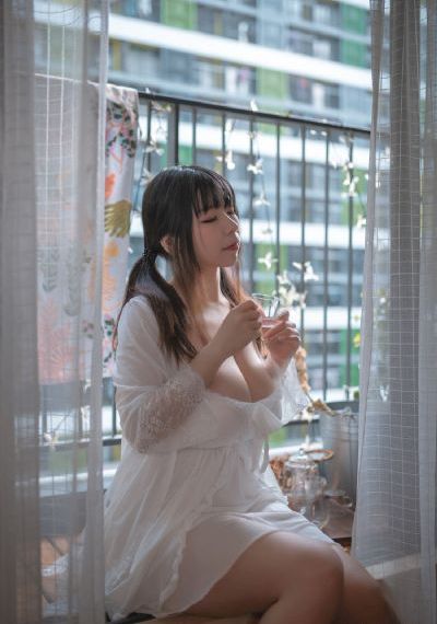 最美情侣高清视频播放_神马电影免费观看