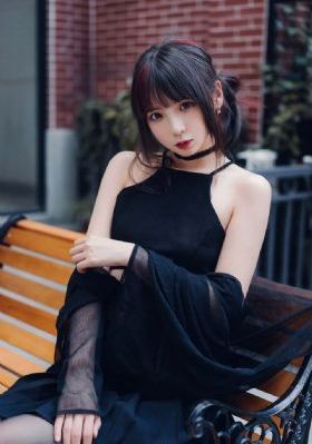 凯·帕克1980香槟早餐_超清在线视频播放